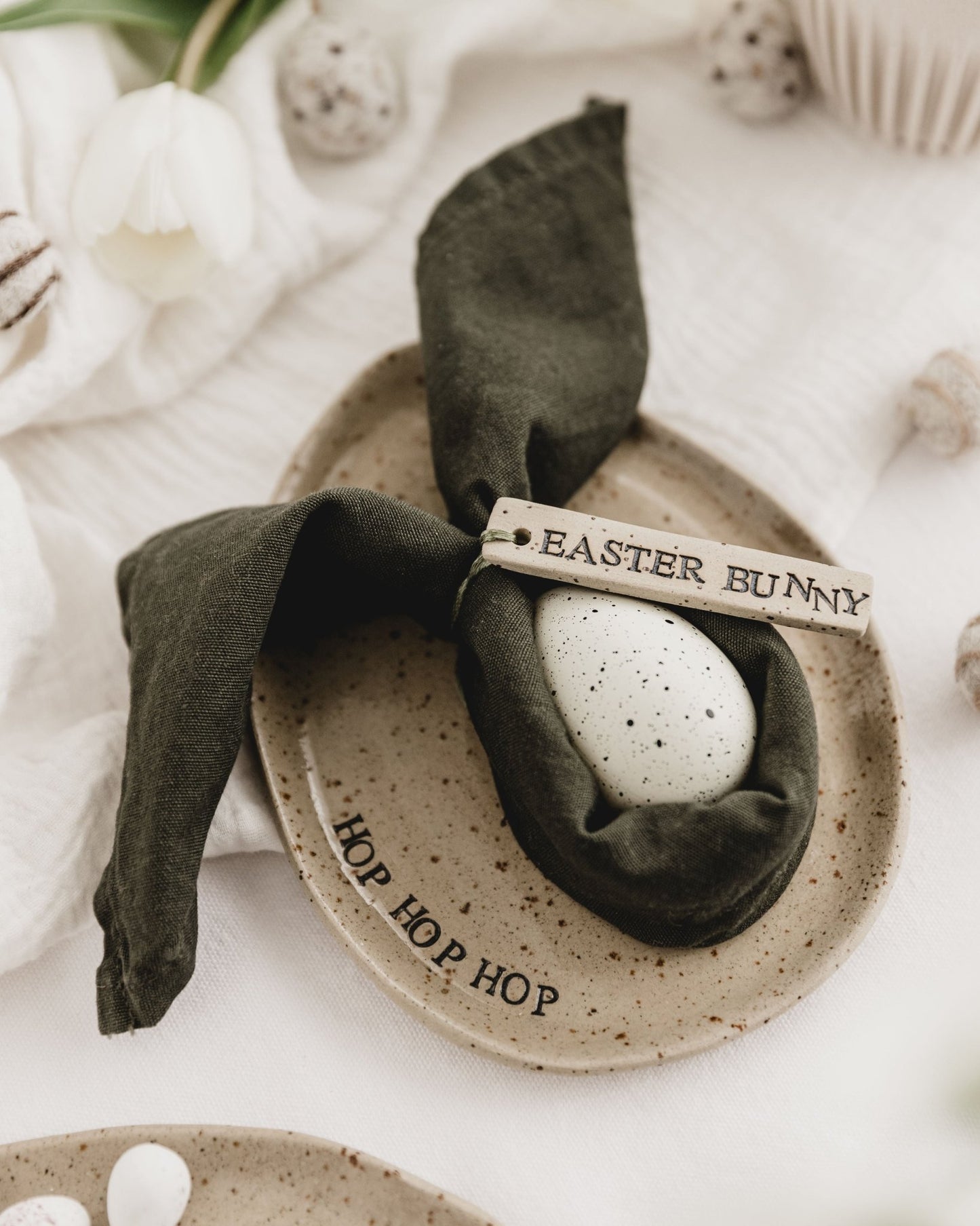 Easter Bunny | Ceramic tag