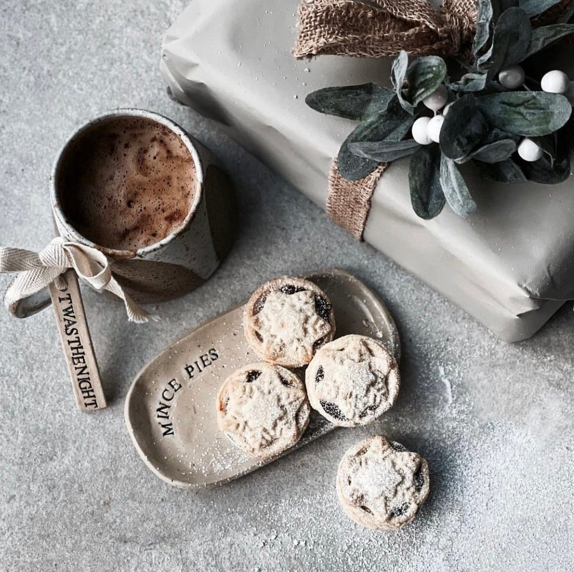 Mince Pies Ceramic Plate