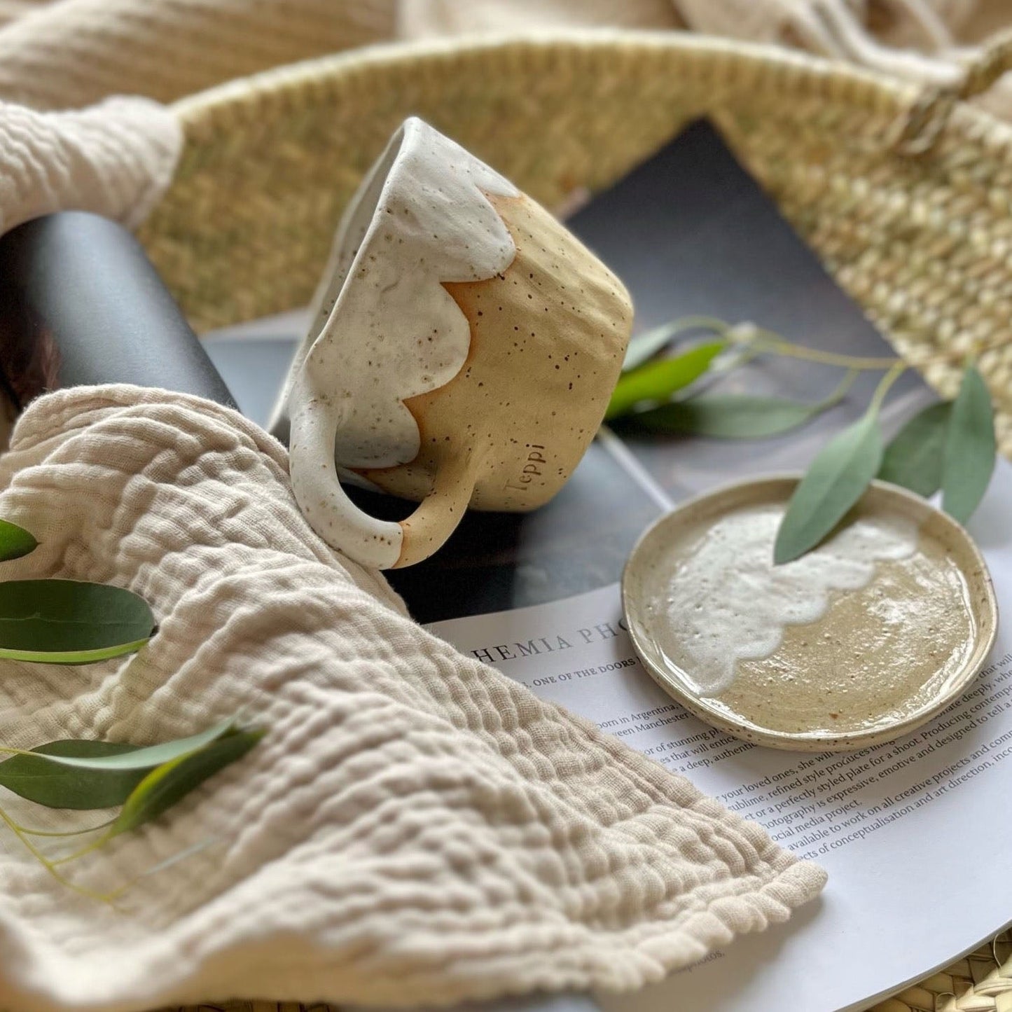 Scallop | Biscuit Plate & Cosy Mug Duo