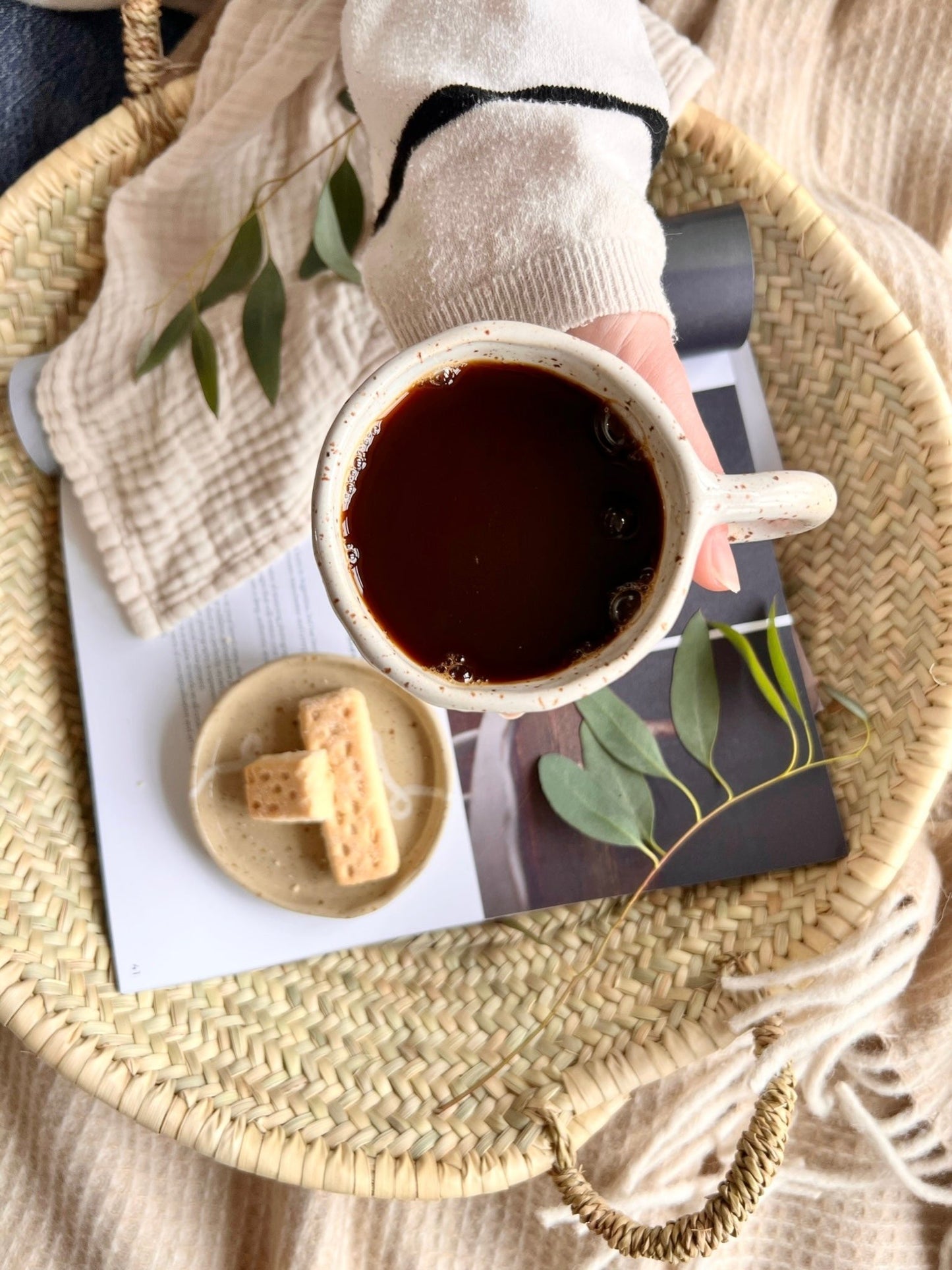 Squiggle | Biscuit Plate & Cosy Mug Duo