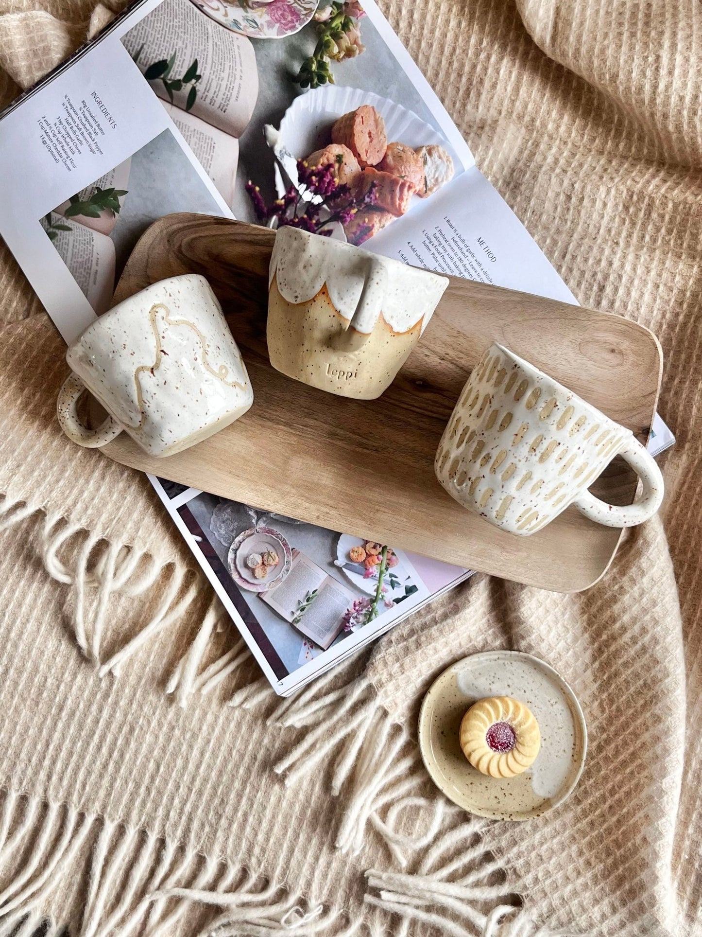 Dashes | Biscuit Plate & Cosy Mug Duo