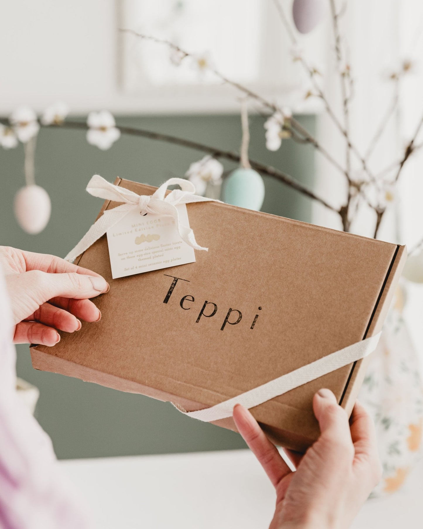 Mini Egg Treat Plates